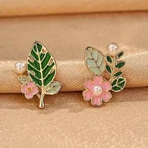 Cute Flower Leaf Pearl Stud Earrings Gold‎ Tone Enamel Women Jewelry
